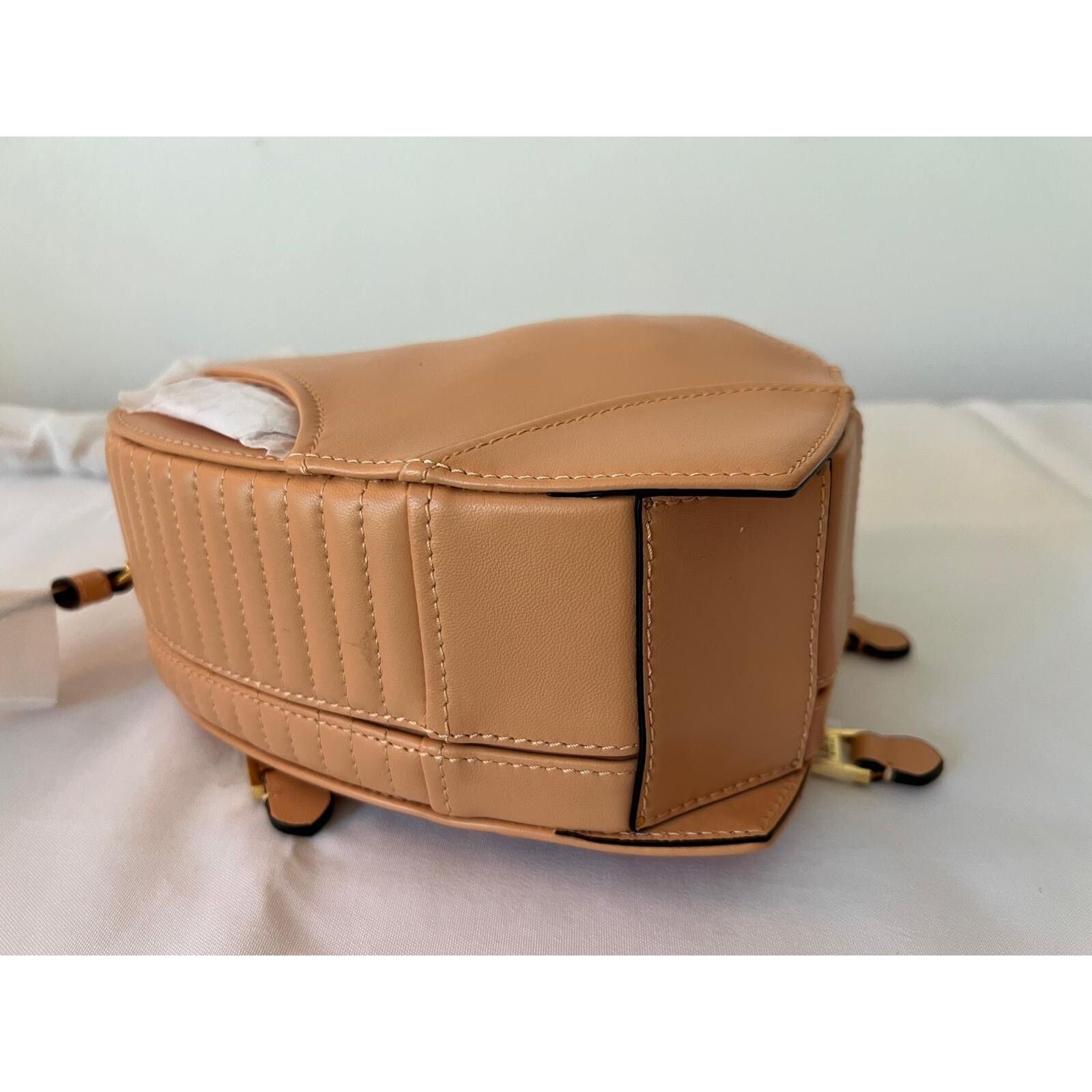 Moschino SS22 MOSCHINO Couture Jeremy Scott Peach Heart Leather Bag Size ONE SIZE - 10 Thumbnail