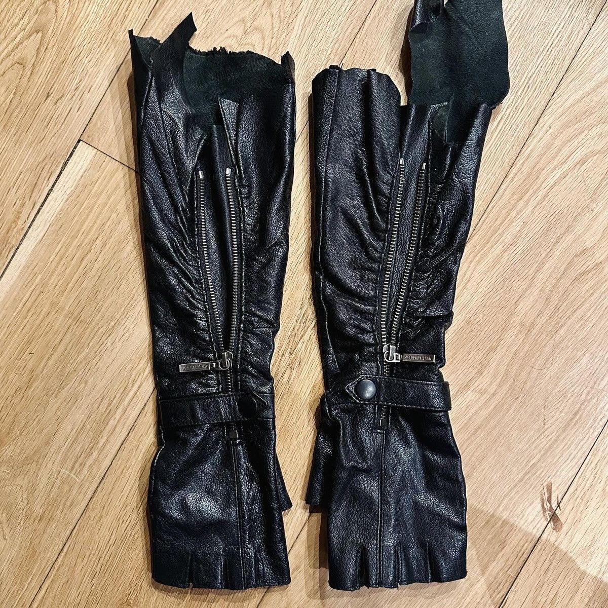 Pre-owned Yasuyuki Ishii Fingerless Leather Gloves 1 Of 1 In Black
