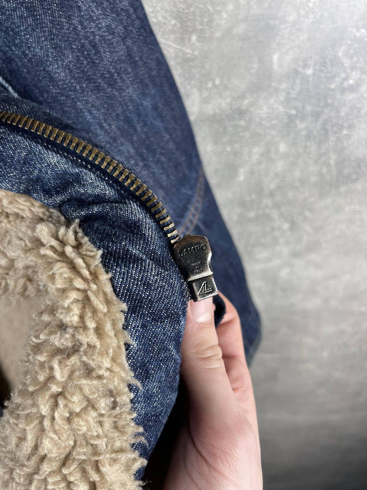 Diesel DIESEL Vintage 00s Avant Grade Sherpa Lined Heavy Denim Coat Size US S / EU 44-46 / 1 - 11 Thumbnail