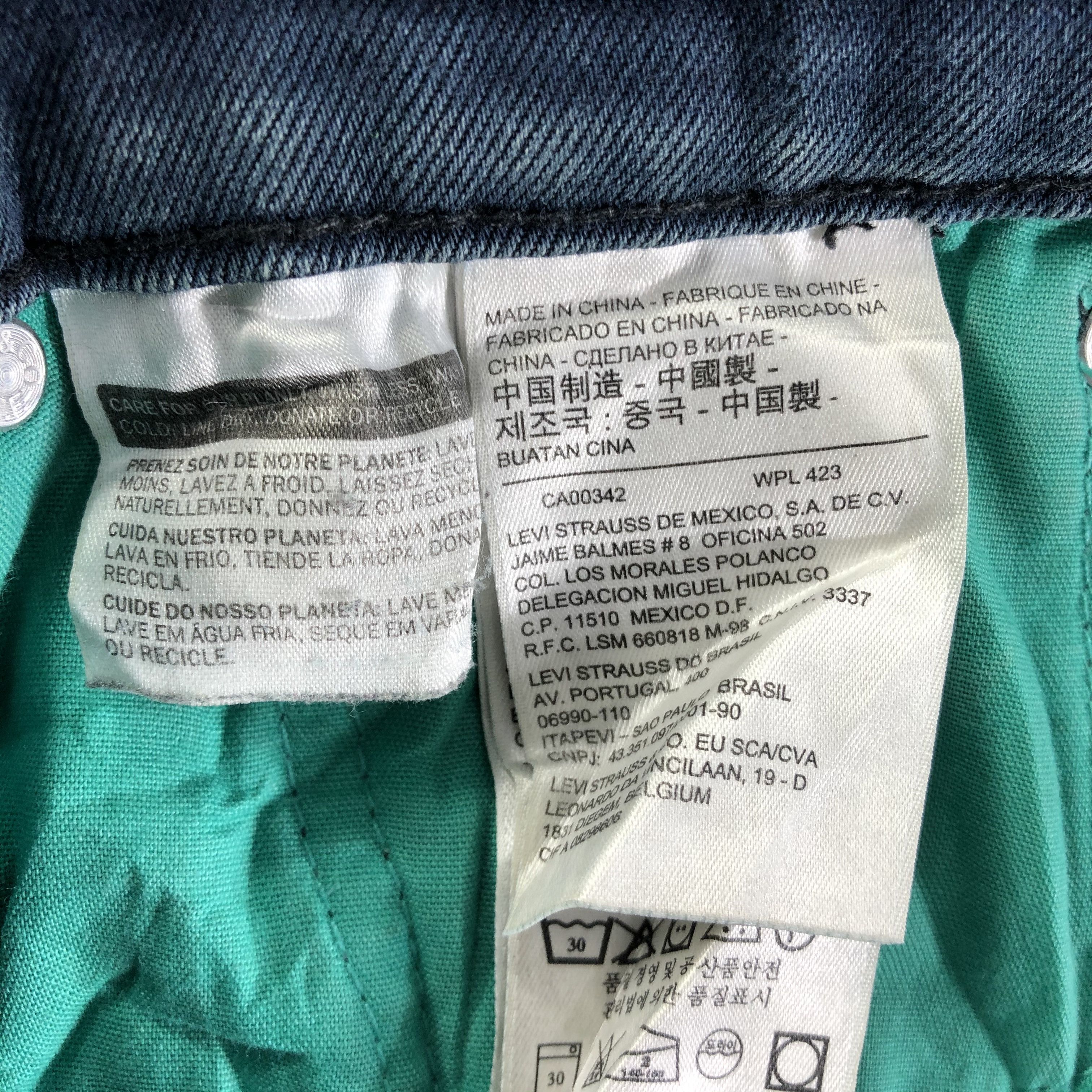 Levi's Vintage Blue Wash Levis 511 Jeans-J3040 Size US 33 - 11 Thumbnail
