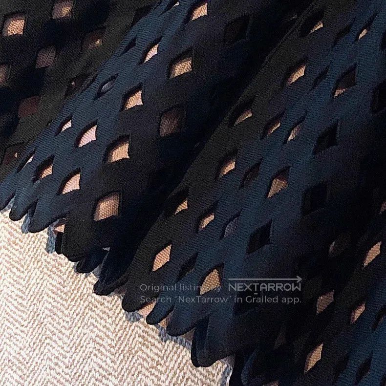 Alaia Alaia Black lace hem super slim fitting dress Size XS / US 0-2 / IT 36-38 - 6 Thumbnail