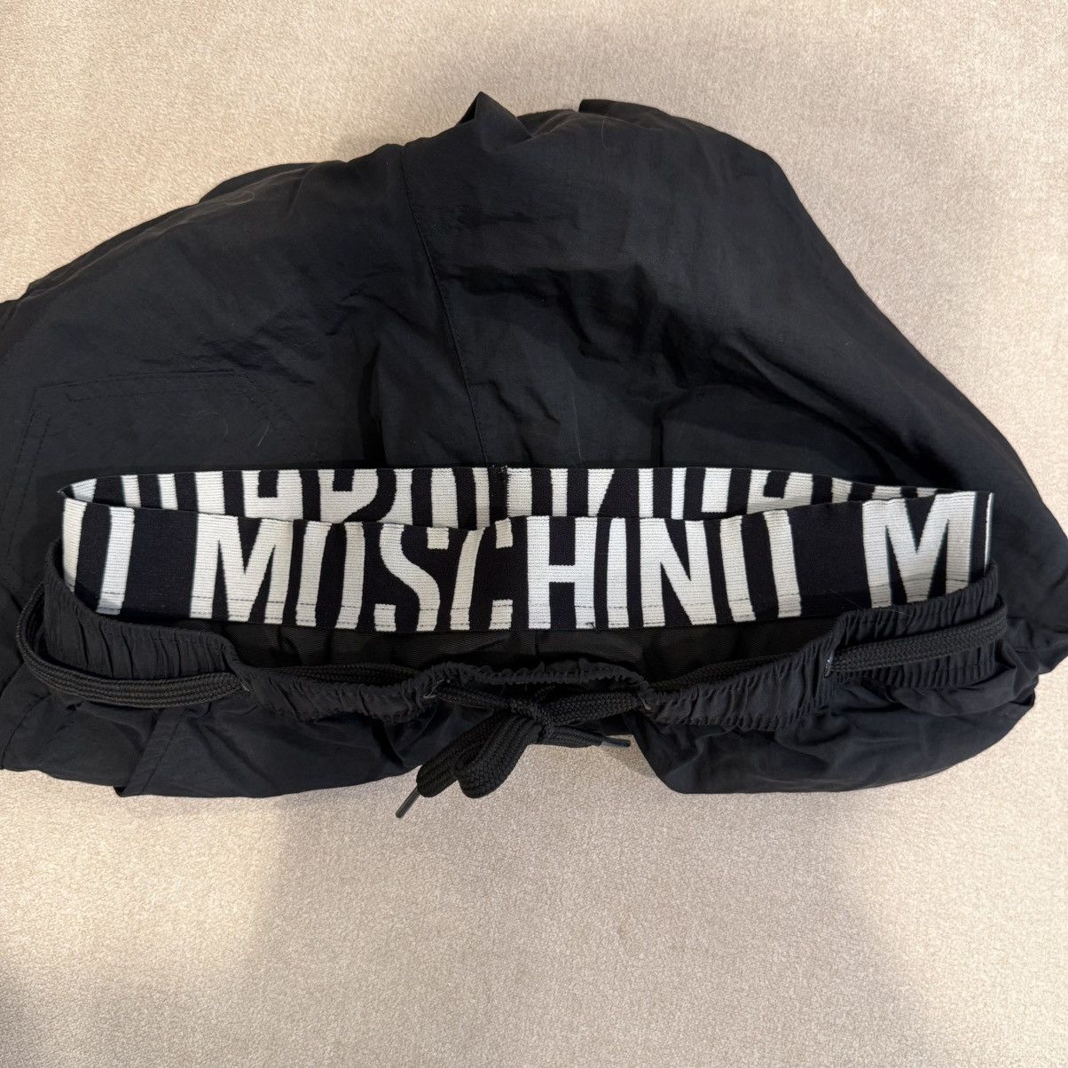 Moschino MOSCHINO Men’s Logo Band Waist Swim Shorts Black Size Small Size US 30 / EU 46 - 9 Thumbnail