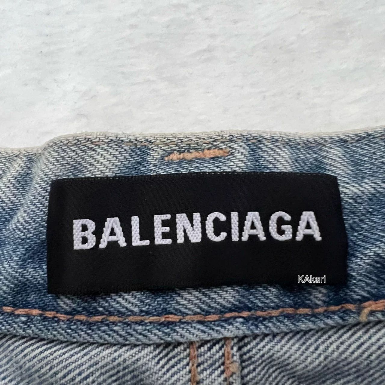 Balenciaga Balenciaga Bleached Washed Jeans 30 Size US 30 / EU 46 - 3 Thumbnail