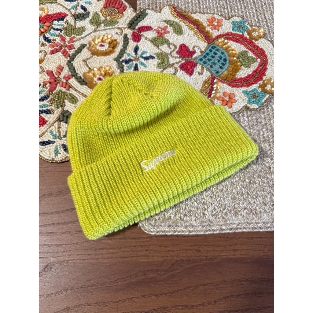 Supreme Supreme x Art Dealer Tag Beanie Green Olive | Grailed