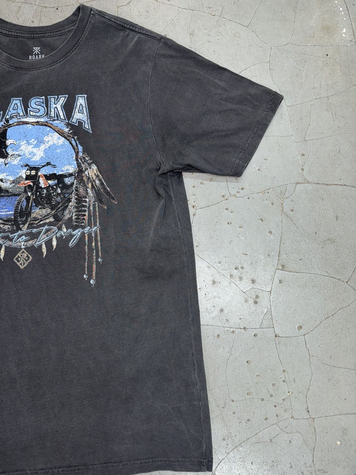 Roark Vintage Alaska Graphic Roark Tee Size US L / EU 52-54 / 3 - 4 Thumbnail