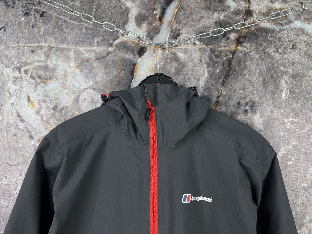 Berghaus Men’s Berghaus Jacket Lightweight Windbreaker Outdoor Size S Size US S / EU 44-46 / 1 - 2 Thumbnail