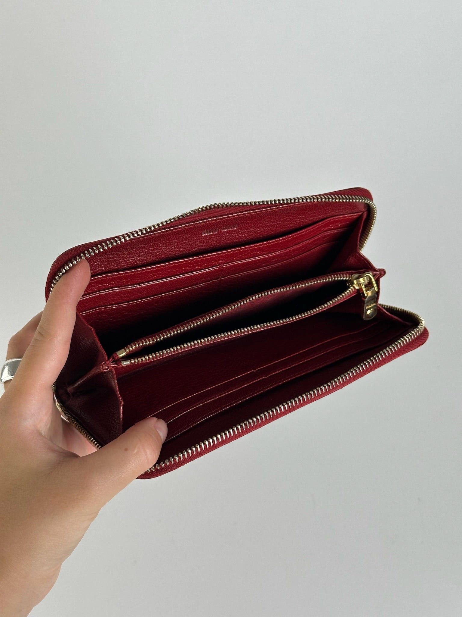 Miu Miu Vintage Leather wallet red Size ONE SIZE - 1 Thumbnail