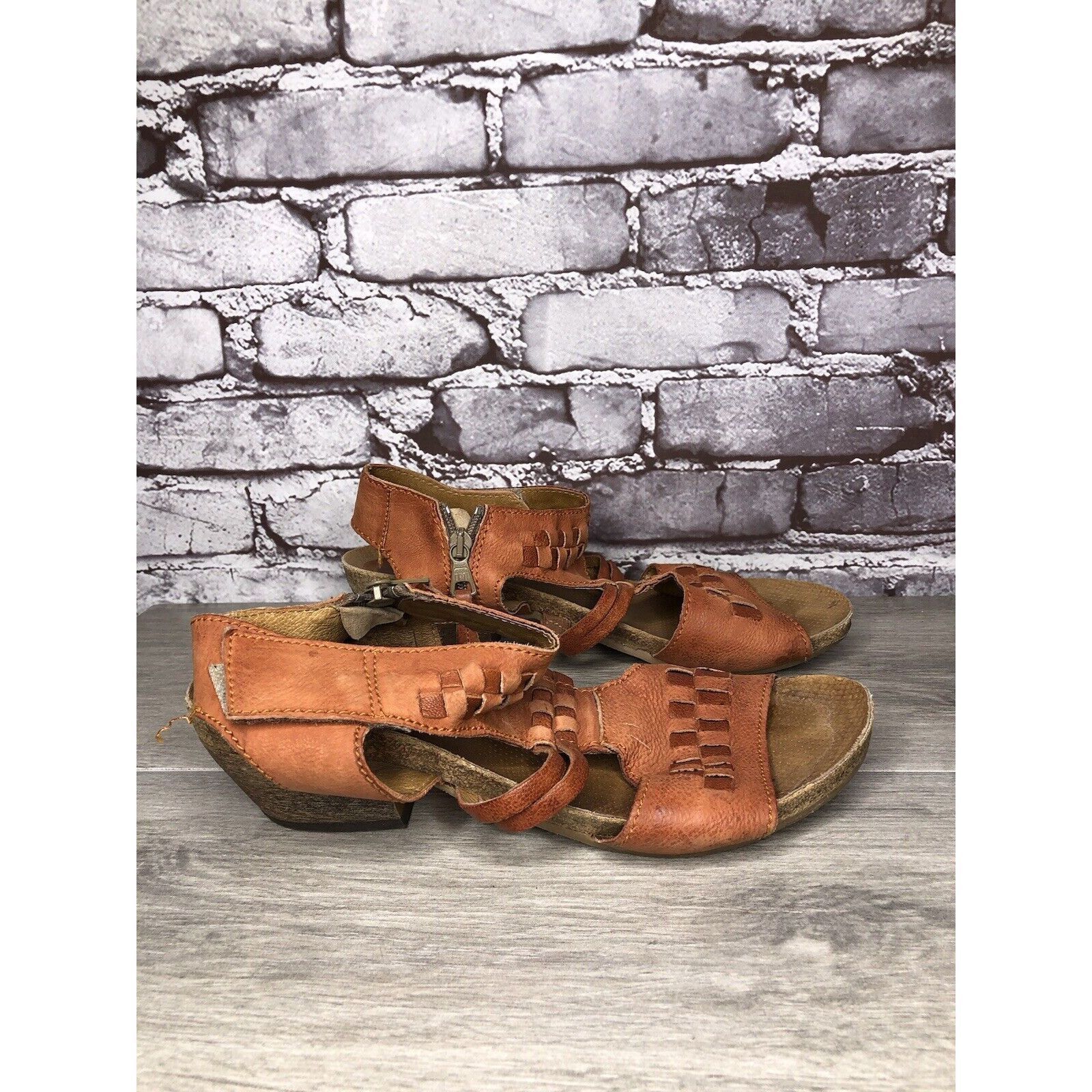 Other Miz Mooz Orange Leather Side Zipper Strap Heeled Sandals Wom Size US 10.5 / IT 40.5 - 13 Thumbnail