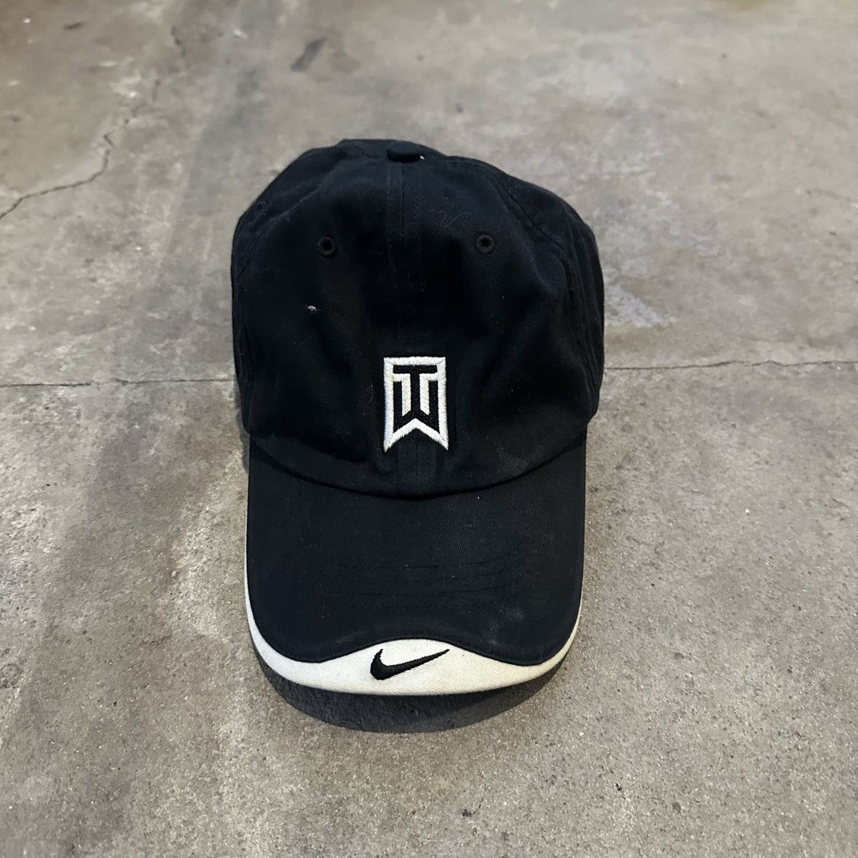 Nike Vintage Nike Tiger Woods flexfit golf cap hat Size ONE SIZE - 2 Thumbnail