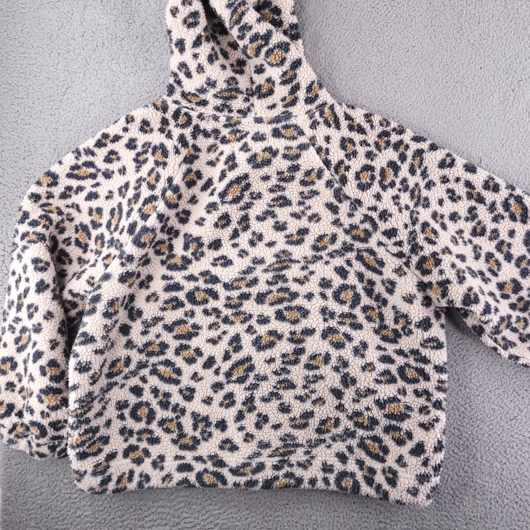 American Eagle Outfitters American Eagle Hoodie Womens Medium Teddy Bear Cheetah Fuzzy Fluffy Size M / US 6-8 / IT 42-44 - 6 Thumbnail