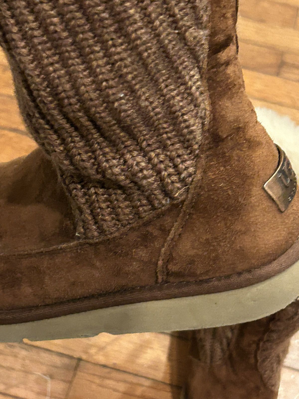 Ugg Ugg Suburb Chocolate Brown Size US 8 / IT 38 - 2 Thumbnail