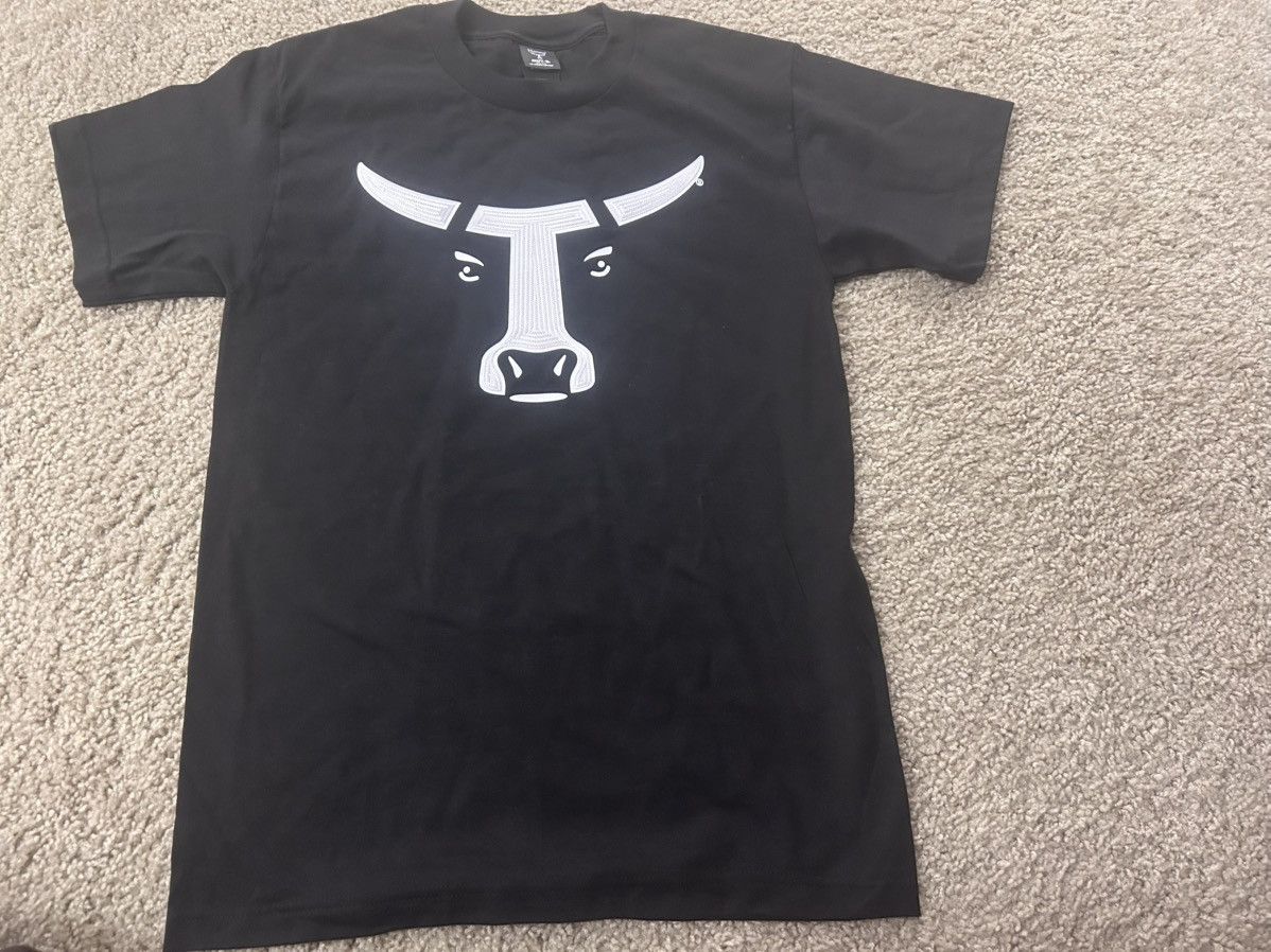 Hanes Hanes Beefy 50th anniversary promo shirt small Size US S / EU 44-46 / 1 - 1 Thumbnail