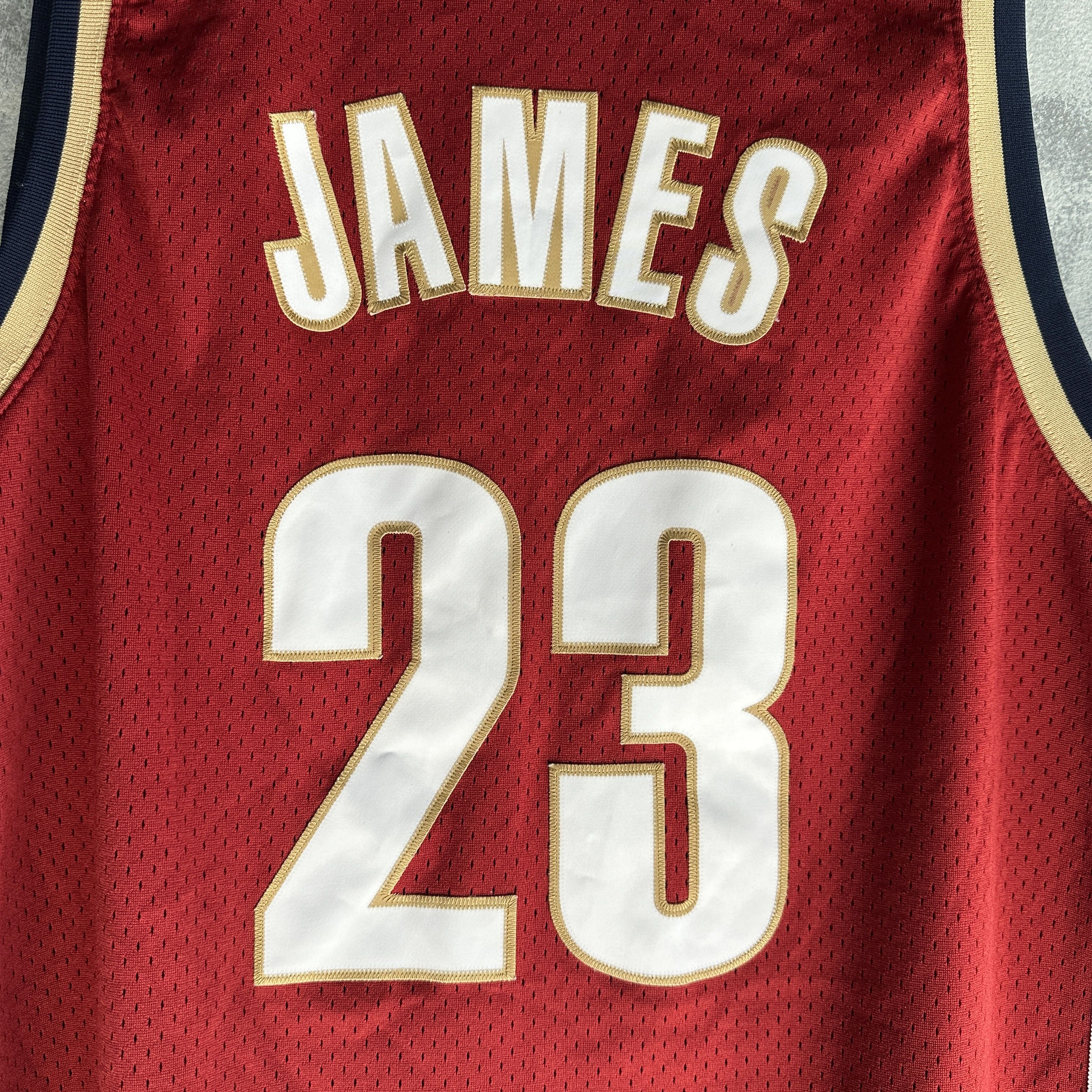 Nike Vintage Cleveland Cavaliers Jersey LeBron James 23 Nike Size US XXL / EU 58 / 5 - 3 Thumbnail