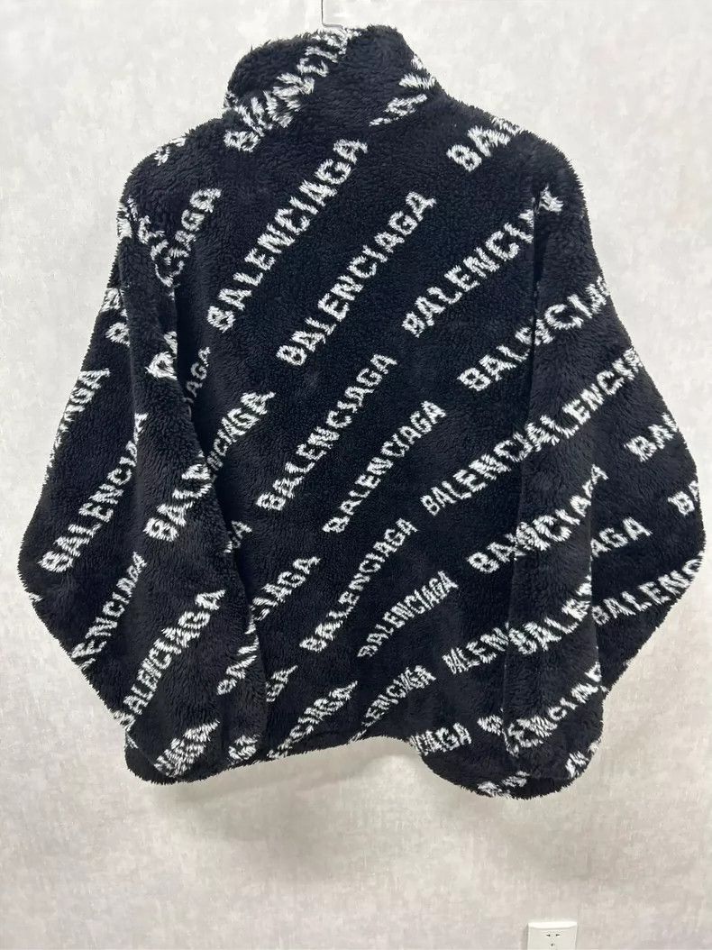 Balenciaga Balenciaga size 36 Black Teddy Printed Faux Fur Coat Size S / US 4 / IT 40 - 4 Thumbnail