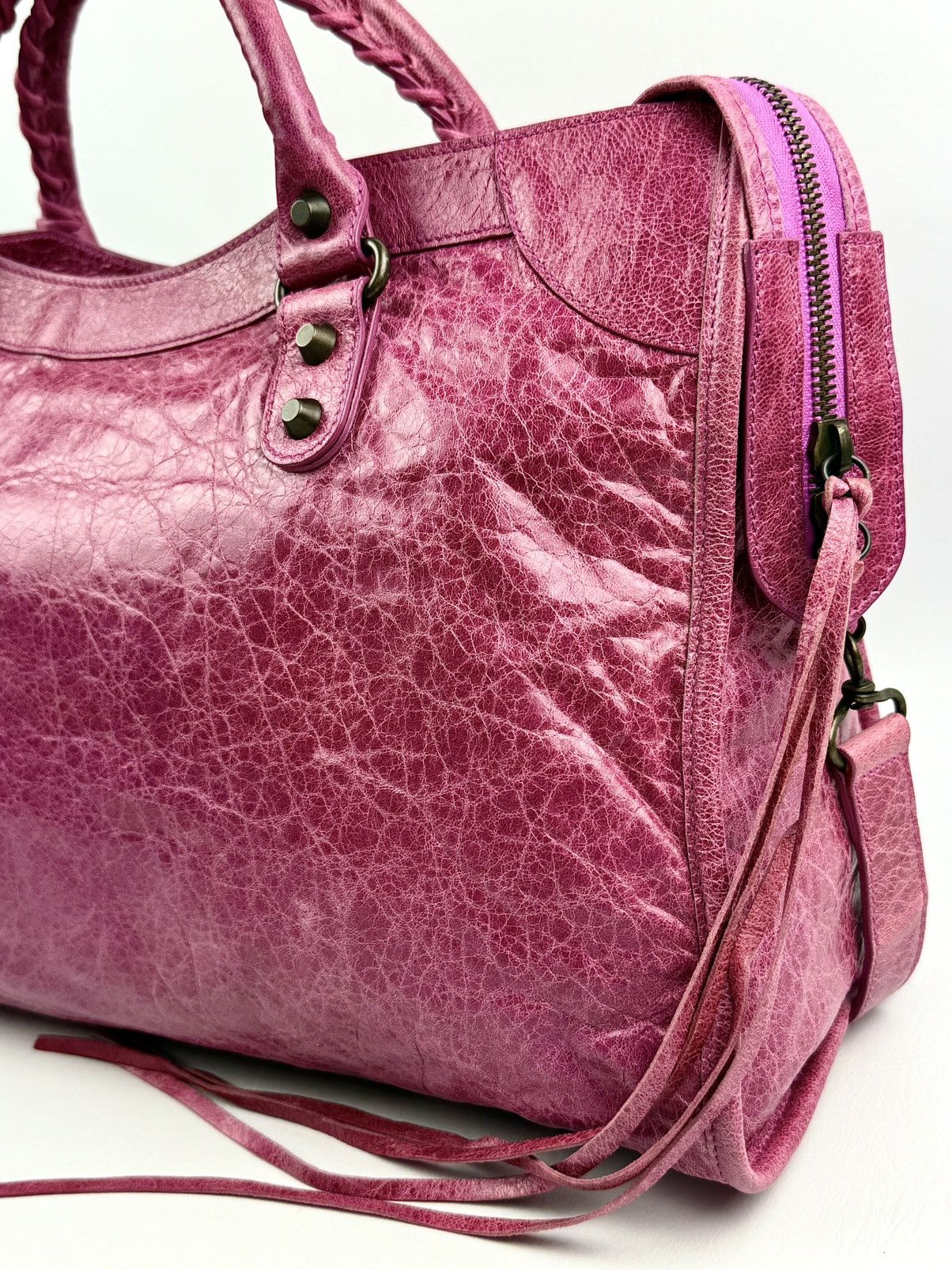 Balenciaga Balenciaga - Classic - Distressed - Metallic Pink - Le City Size ONE SIZE - 13 Thumbnail