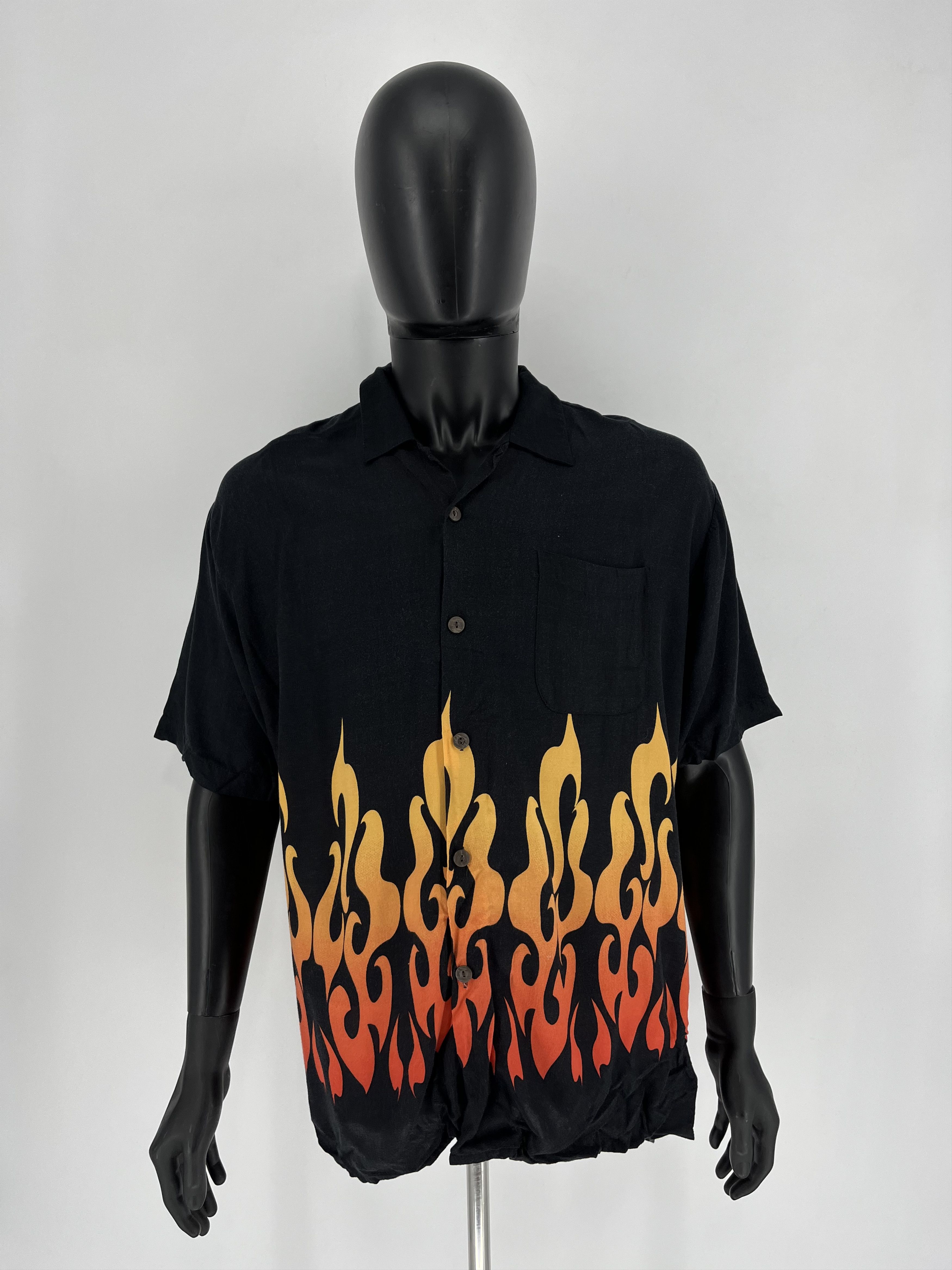 Vintage Vintage Hawaiian Red Flames Crazy Japanese Shirt Guy Fieri Size US M / EU 48-50 / 2 - 2 Thumbnail