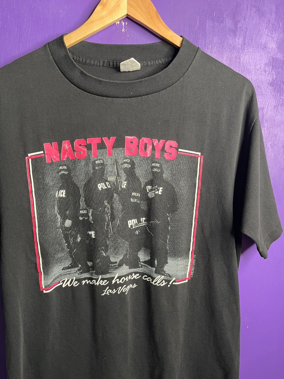 Vintage Vintage 90s Nasty boys Las Vegas police t-shirt Size US L / EU 52-54 / 3 - 3 Thumbnail