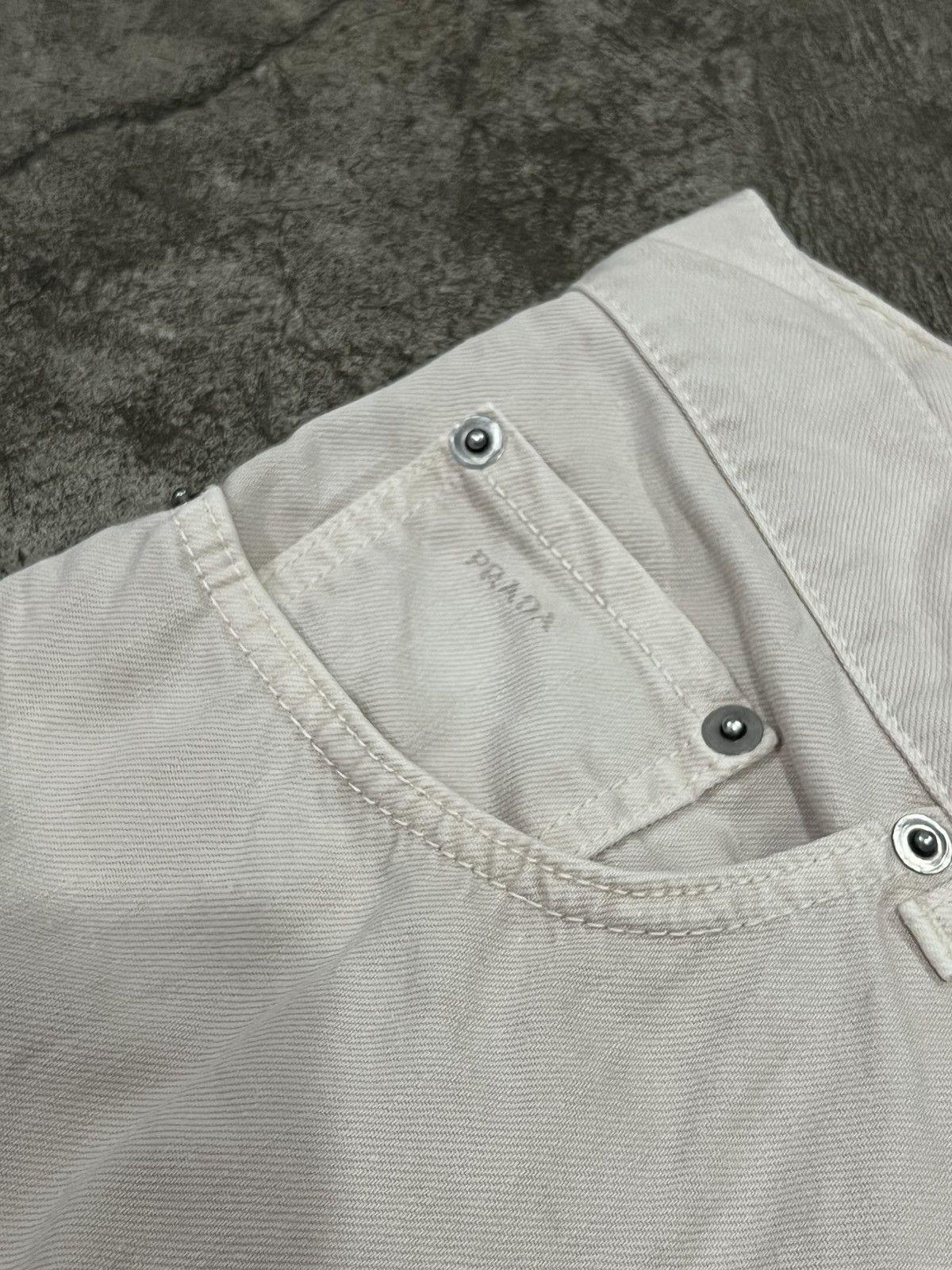 Prada Prada Small Logo Cream Classic Fit Denim Jeans Size US 36 / EU 52 - 4 Thumbnail