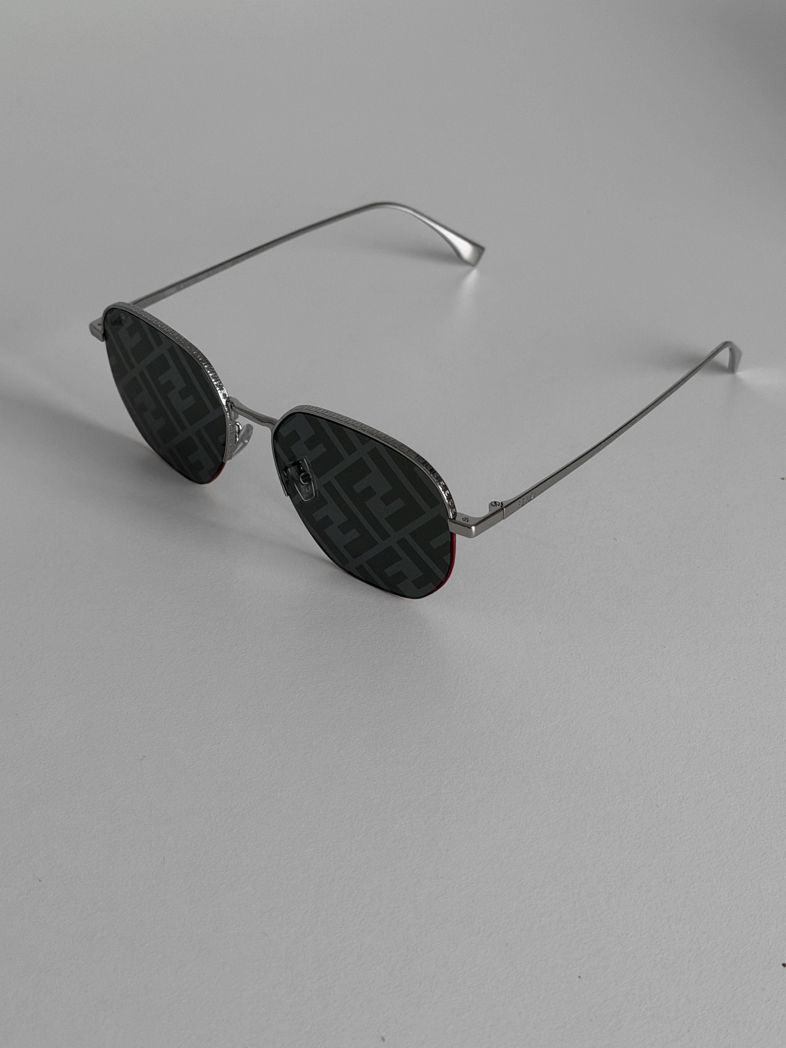 Fendi Fendi Sunglasses Size ONE SIZE - 7 Thumbnail