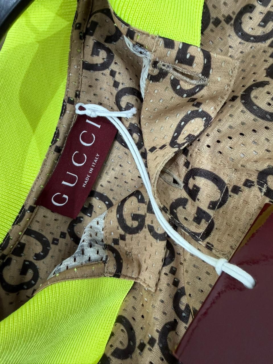 Gucci CC28 Polyester Mesh GG Print Polo Shirt in Brown Size US M / EU 48-50 / 2 - 2 Thumbnail