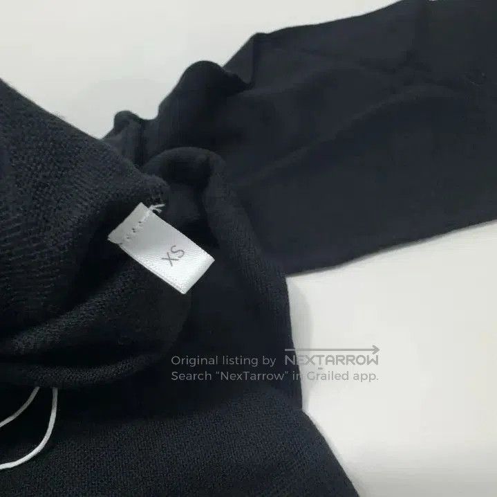 Givenchy Givenchy Men's Round-Neck Comfort Knit Sweater. Size US XS / EU 42 / 0 - 7 Thumbnail