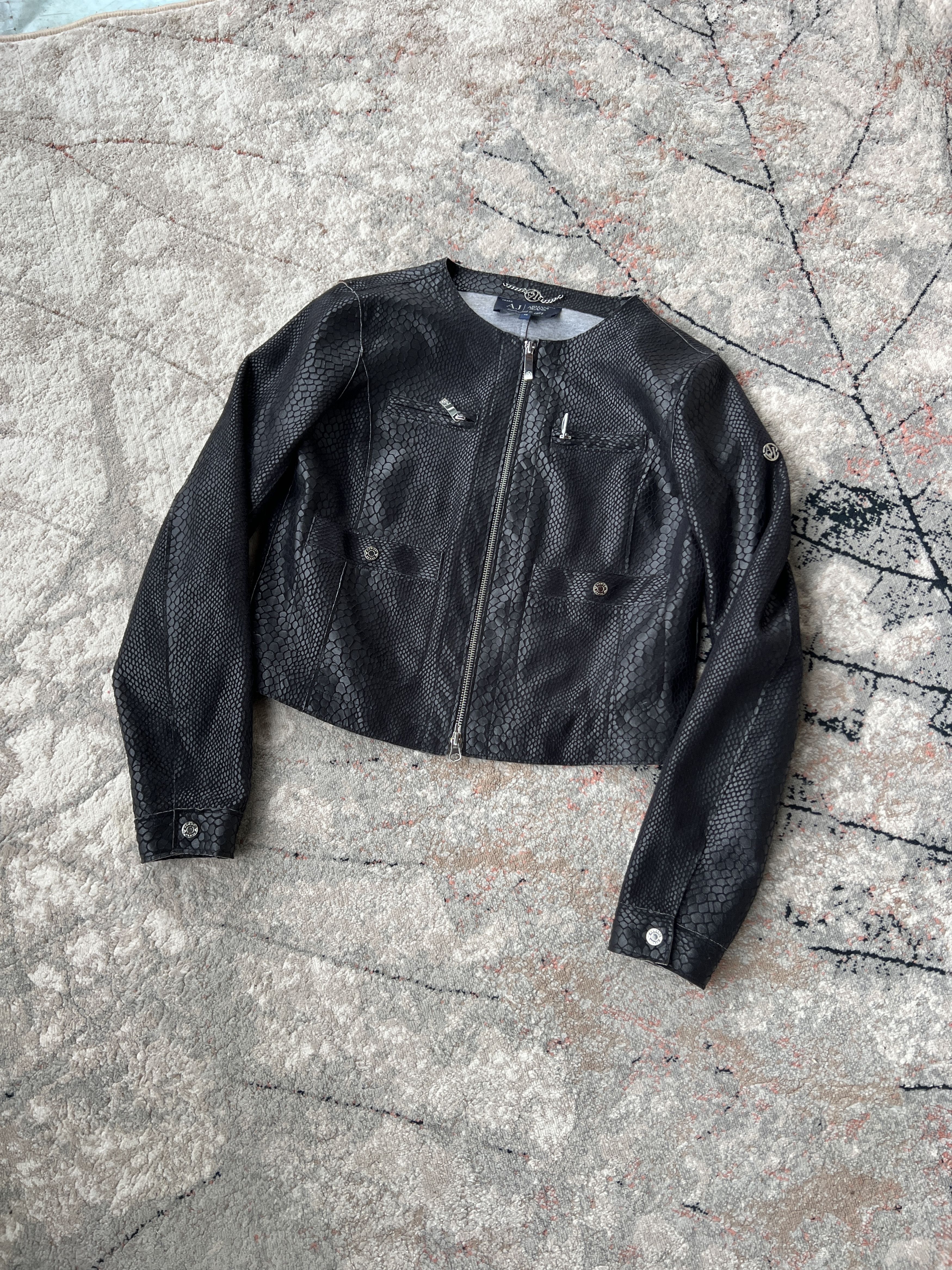 Armani Armani Jeans Jacket Size M / US 6-8 / IT 42-44 - 1 Thumbnail