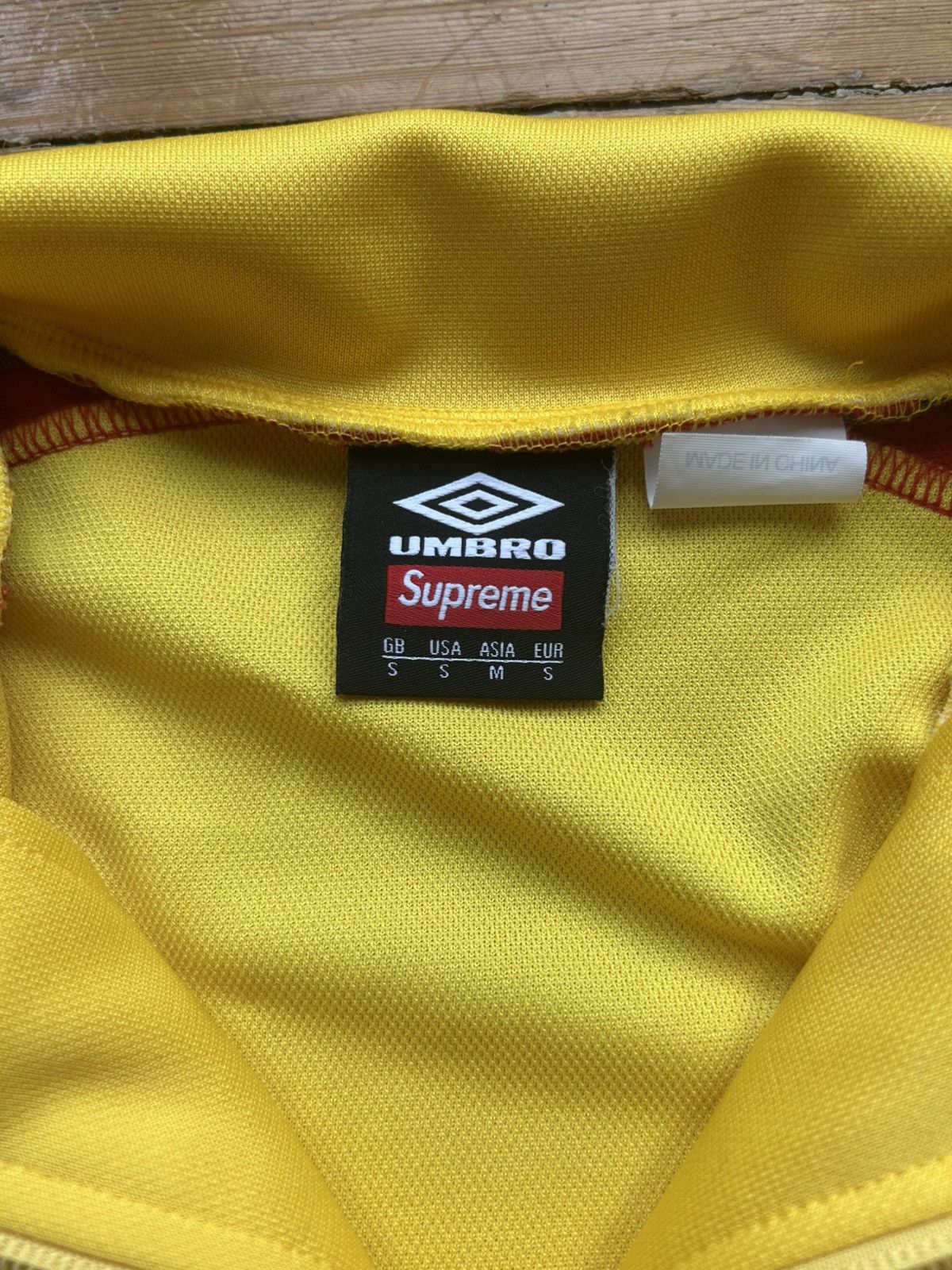Supreme × Umbro supreme x umbro 2023 snap sleeve track jacket Size US S / EU 44-46 / 1 - 3 Thumbnail