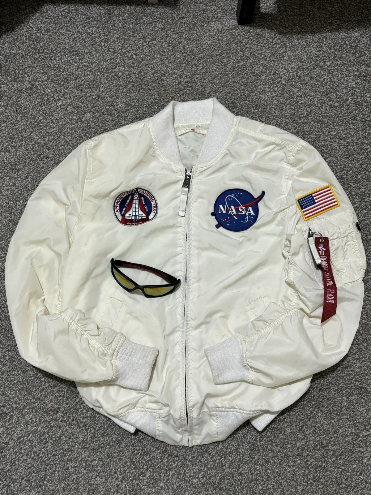 Alpha Industries Alpha Industries Men's Jacket Ma-1 Tt NASA Reversible Size US M / EU 48-50 / 2 - 2 Thumbnail