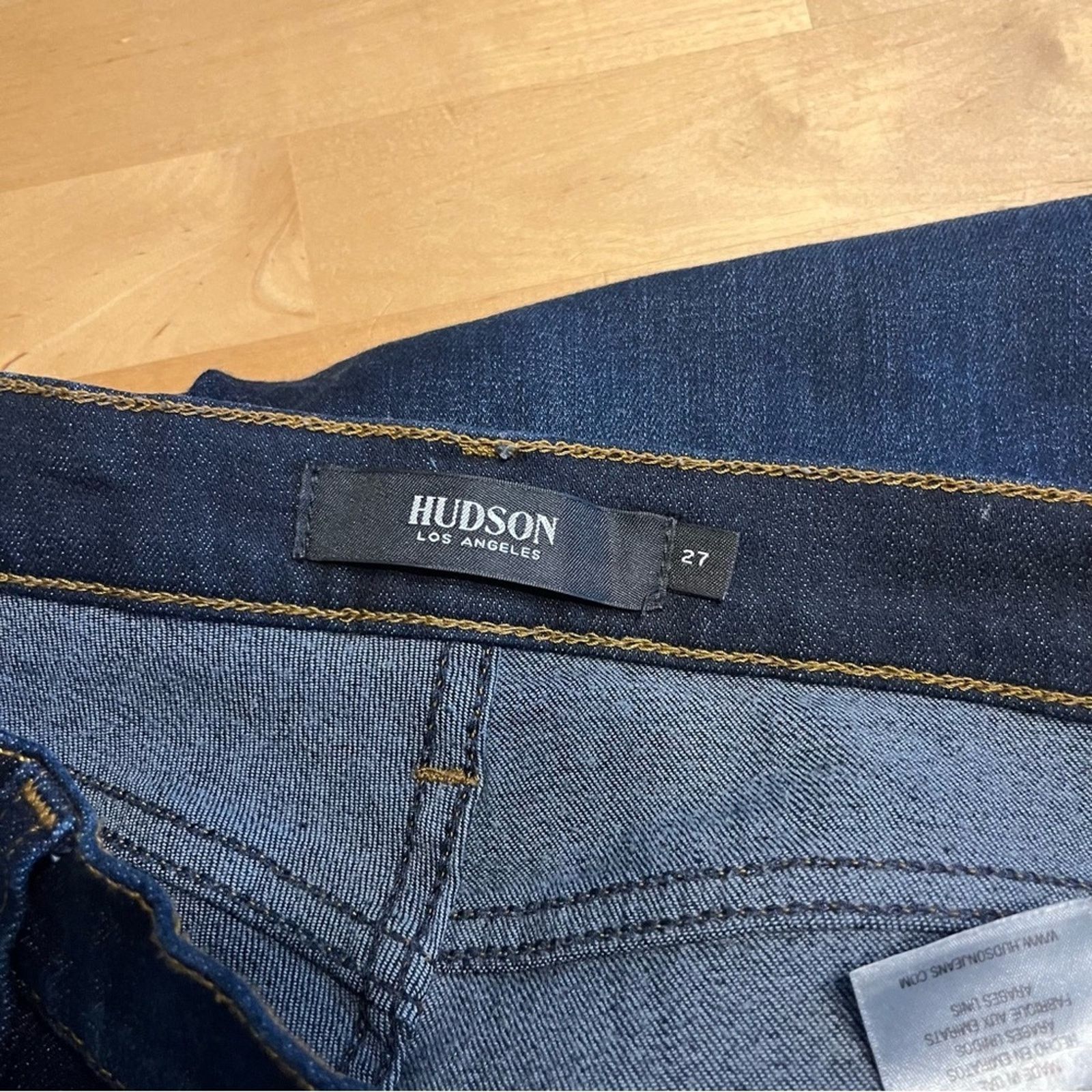 Hudson Hudson Barbara Super Skinny Dark Wash Distressed Jeans Sz 27 Size 27" / US 4 / IT 40 - 5 Thumbnail