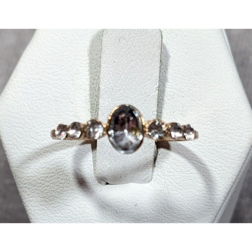 Other Elegant Glam Gold Tone Clear Gemmed Ring Size 7 1/4 Size ONE SIZE - 1 Thumbnail