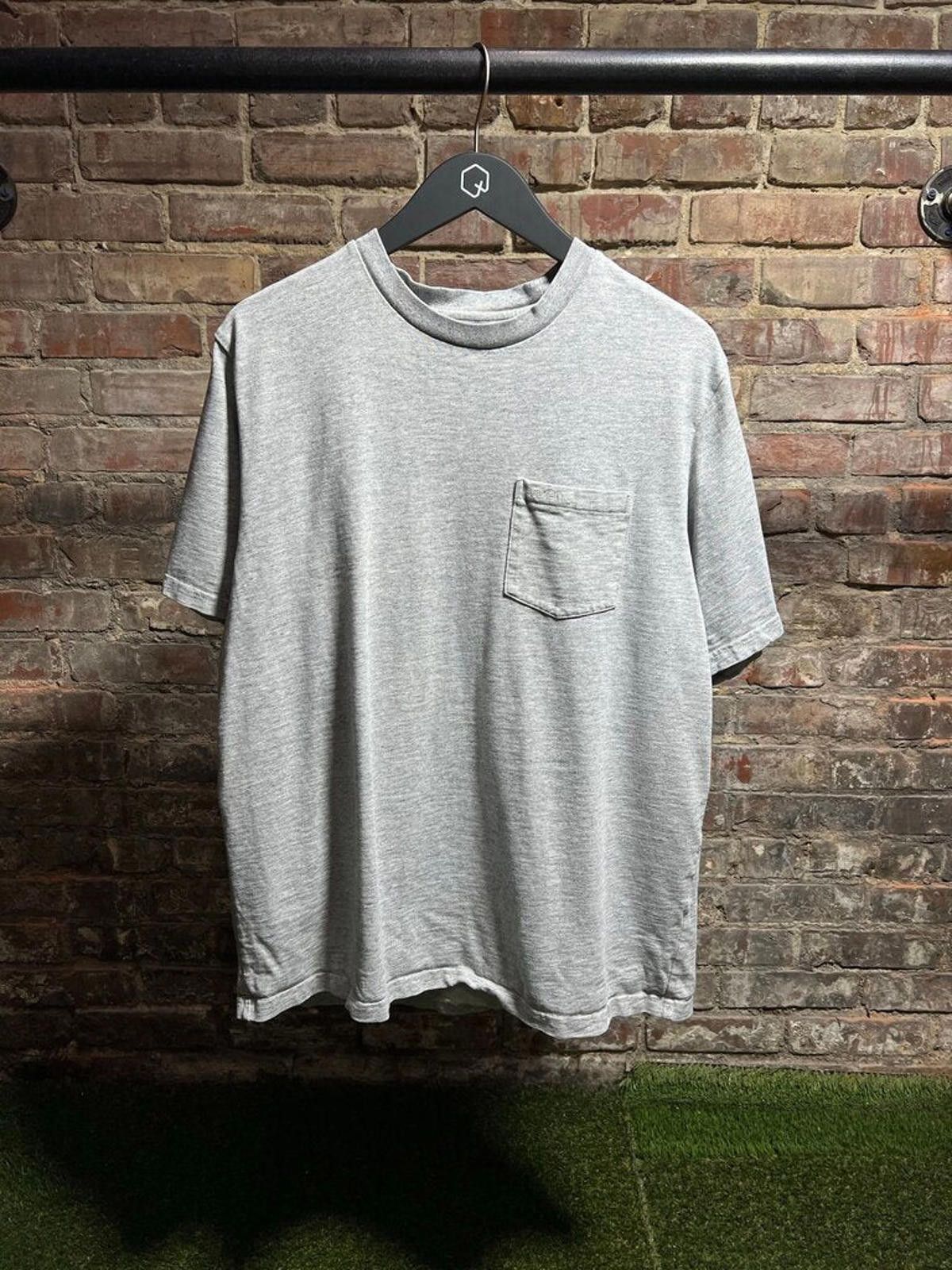 Supreme Supreme Pocket Embroidered Tee Grey Sz. L Size US L / EU 52-54 / 3 - 1 Thumbnail