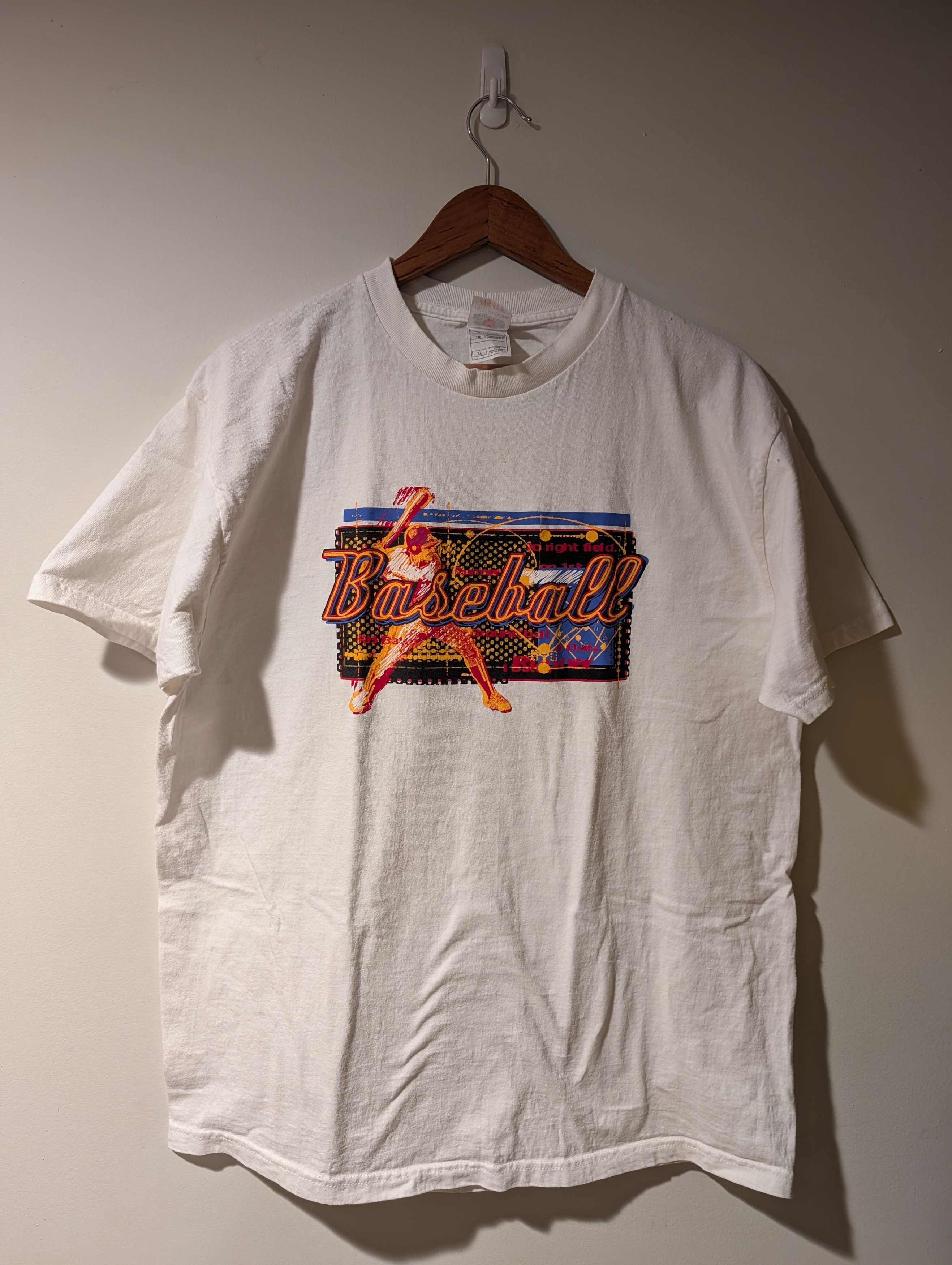 MLB Vintage 90s Style Baseball Graphic T-Shirt Fruit Loom Batter Size US XL / EU 56 / 4 - 1 Thumbnail