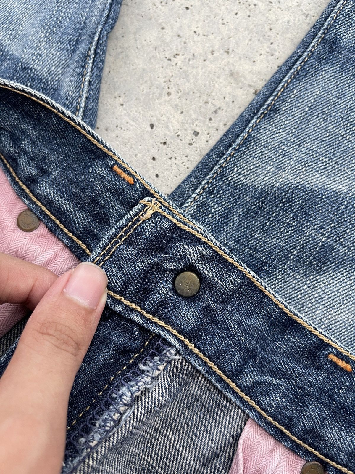 Levi's × Levi's Vintage Clothing × Vintage Levi’s 552 Vintage Y2K Faded Blue Denim Jeans Size US 32 / EU 48 - 8 Thumbnail