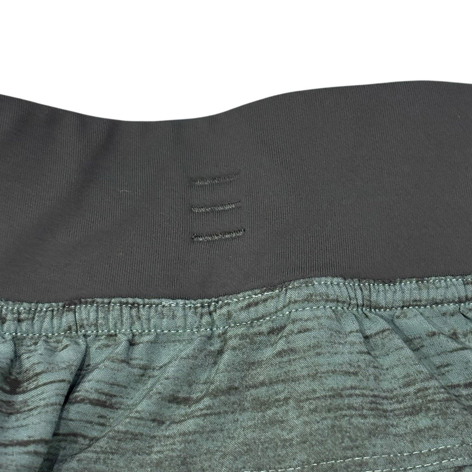 Lululemon Lululemon Surge 6” Shorts Men’s Medium Green Static Drift Size US 29 - 6 Thumbnail