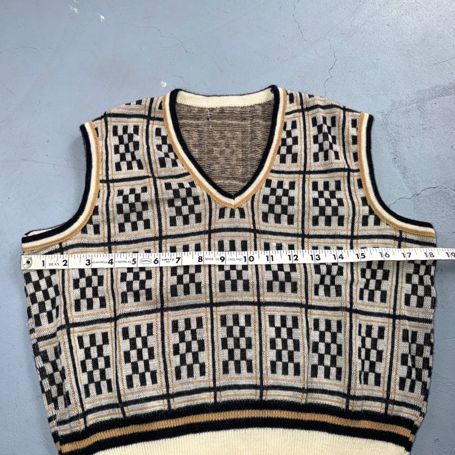 Etro VTG Geometric Sweater Vest Womens S Yellow Black 70s Retro Eclectic 1970s Cool Satin? Size XS / US 0-2 / IT 36-38 - 3 Thumbnail