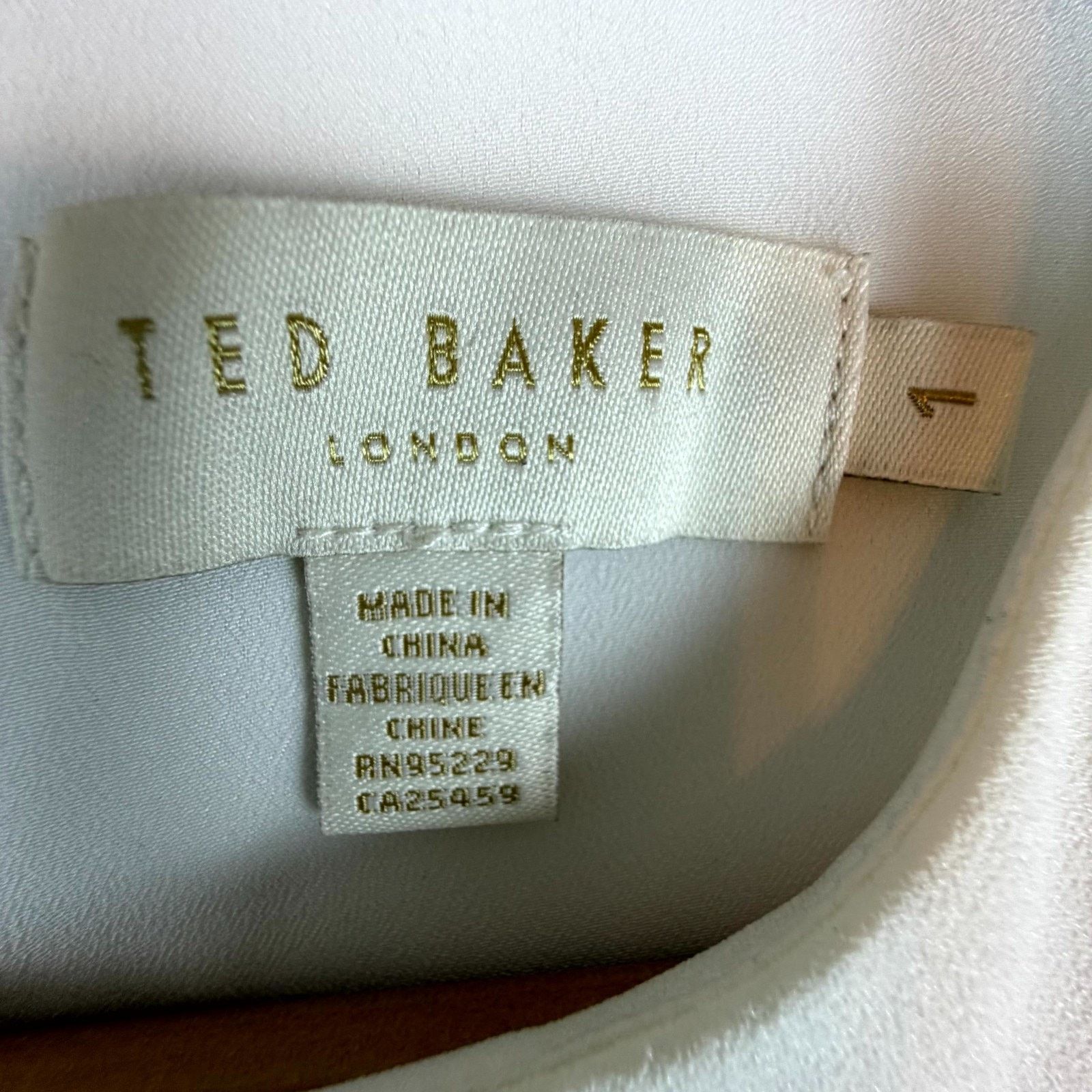 Ted Baker Ted Baker Hopee Ruffle Top Womens 1 White Office Siren Size XS / US 0-2 / IT 36-38 - 5 Thumbnail