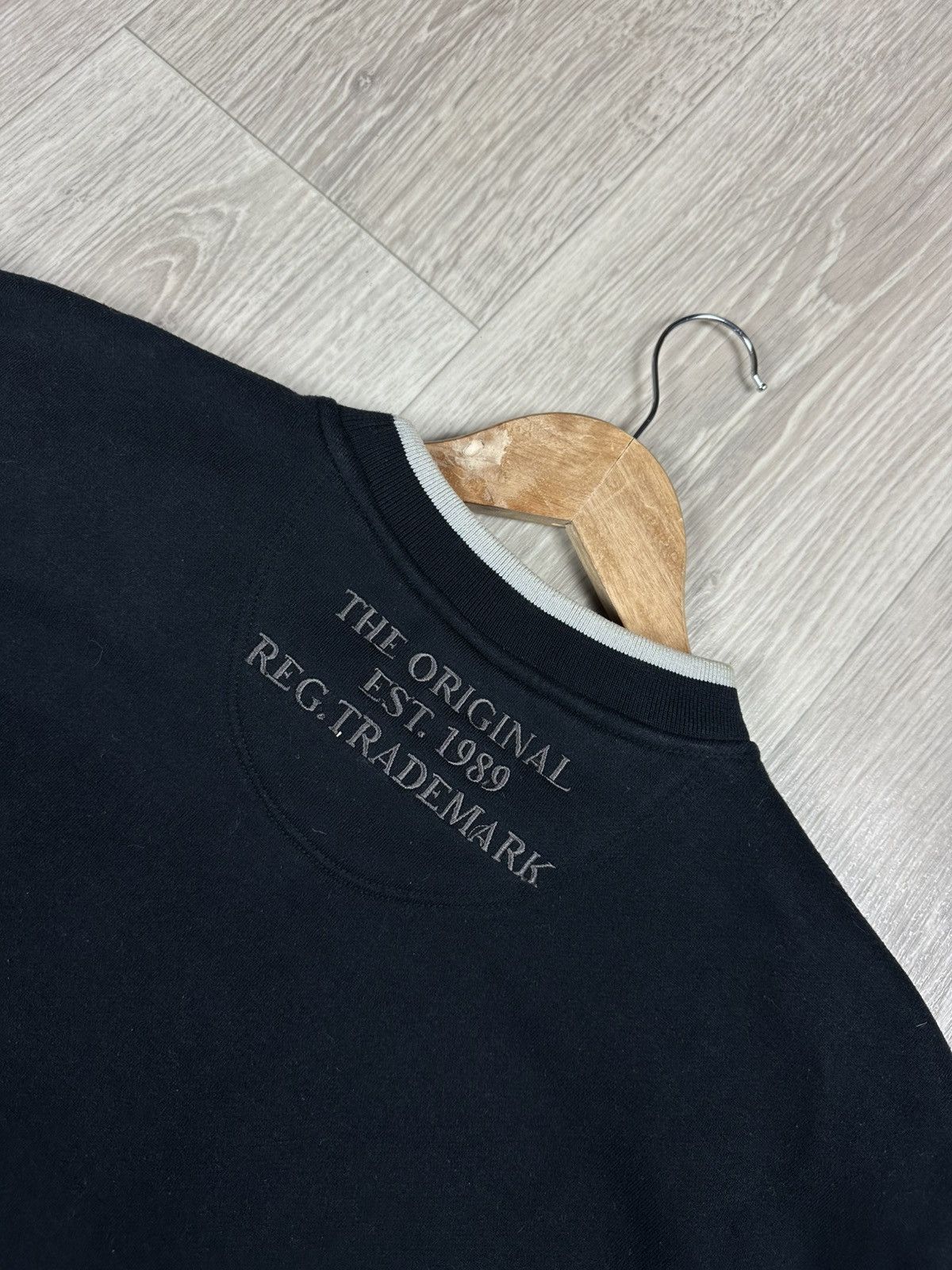 Karl Kani Vintage KARL KANI Crewneck Sweatshirt Big Logo Size L Size US L / EU 52-54 / 3 - 8 Thumbnail