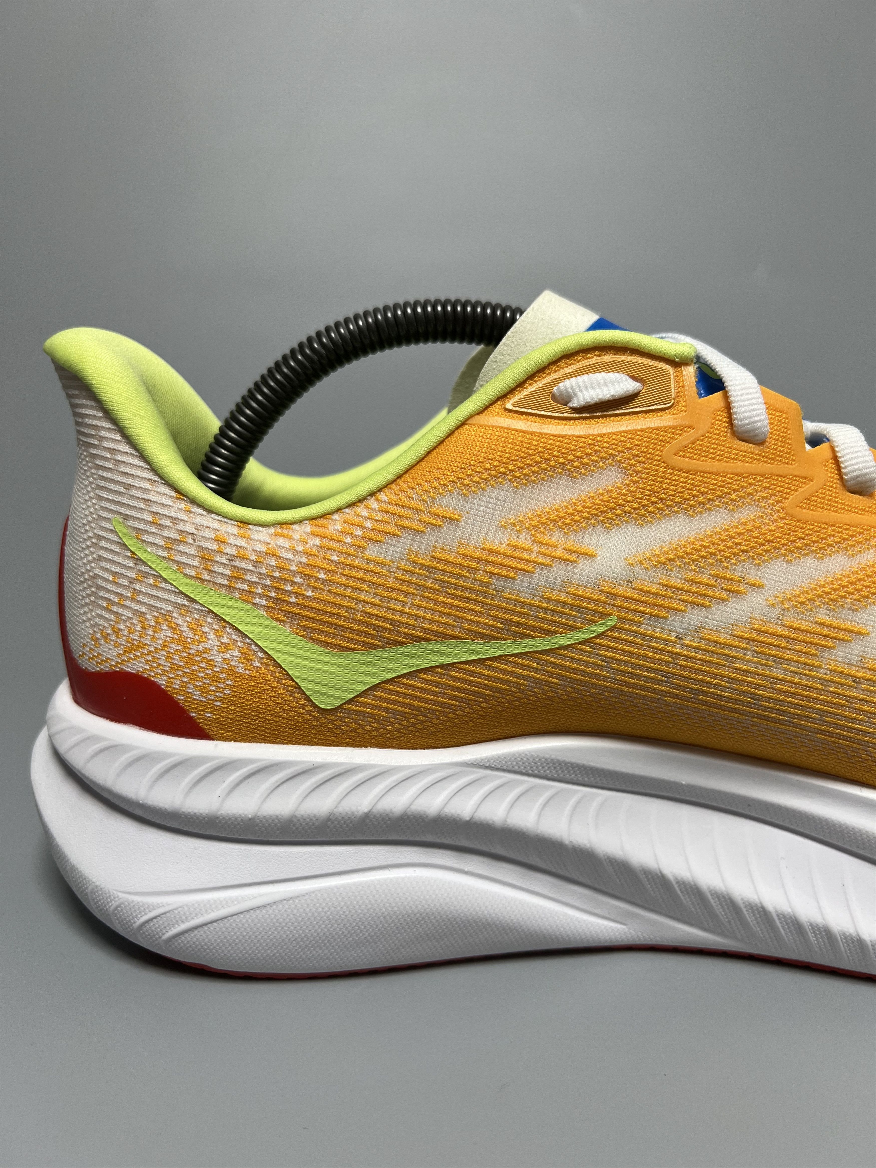 Hoka 12D Hoka One One Mach 6 Running Shoes 1147790-WLR Size US 12 / EU 45 - 6 Thumbnail
