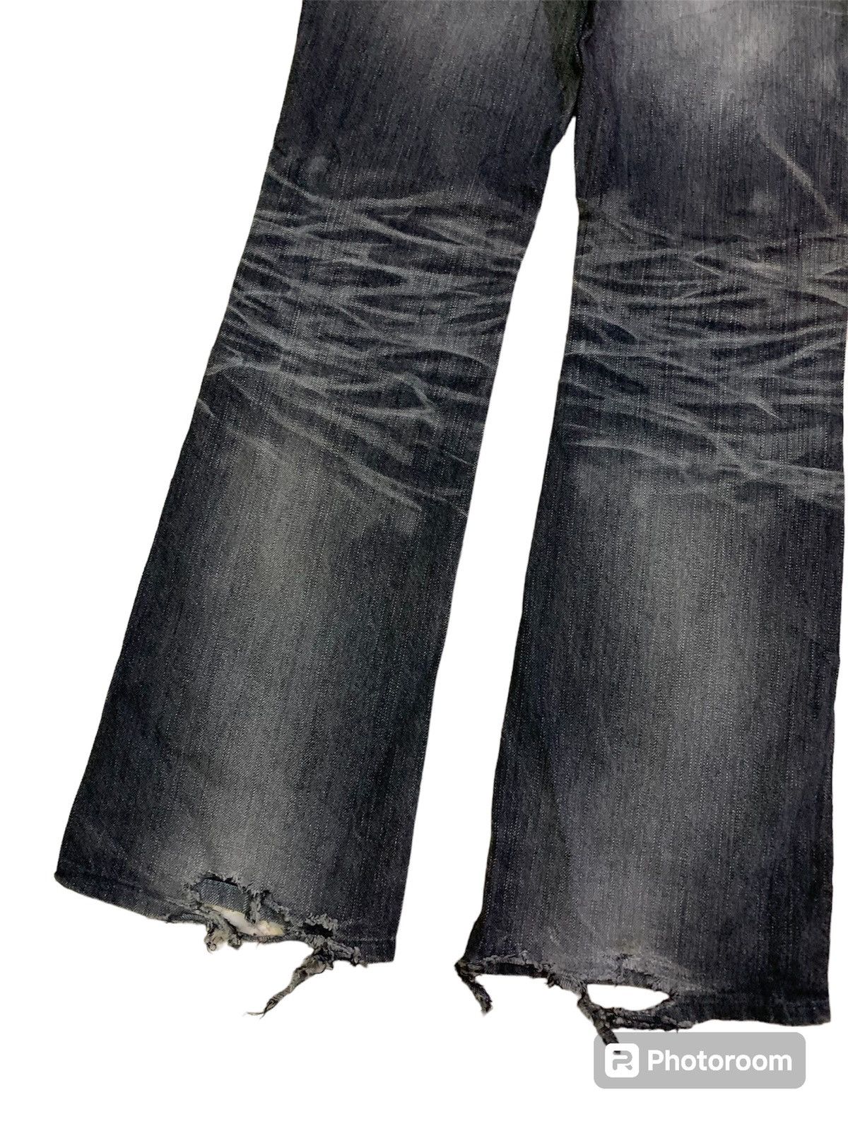 Vanquish 💥Japanese Flare Vanquish Distressed Black Denim Size 30" / US 8 / IT 44 - 4 Thumbnail