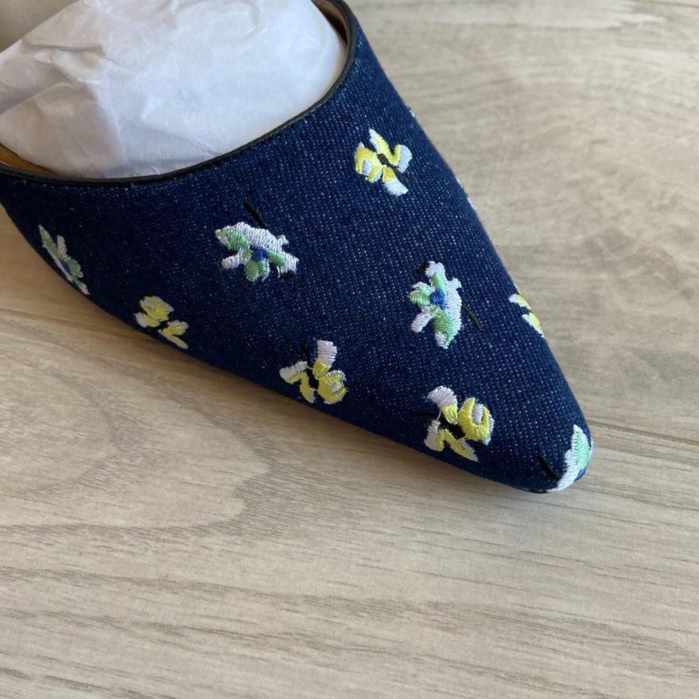Designer Elegant Floral Embroidered Slingback Heels by Anna Taylor Size US 10 / IT 40 - 3 Thumbnail