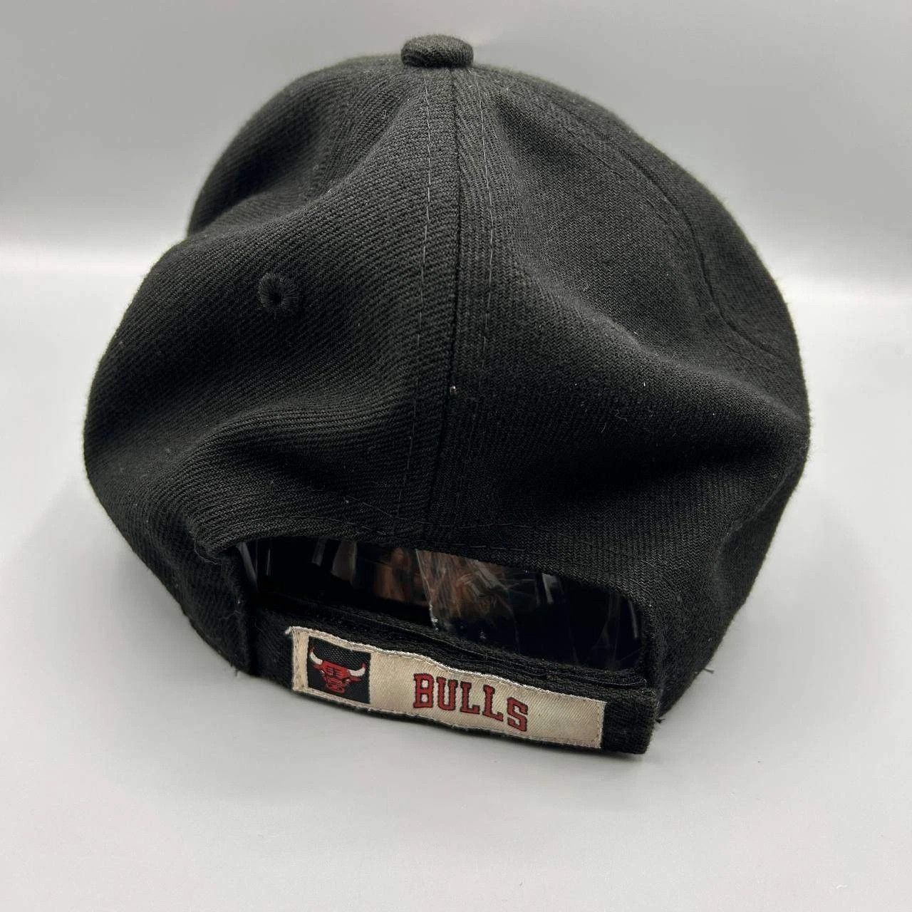 New Era Chicago Bulls Hat Embroidered 9Forty New Era NBA Strap Back Size ONE SIZE - 5 Thumbnail