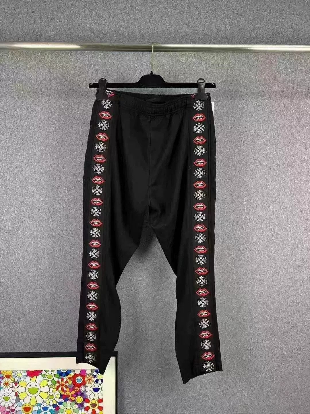 Chrome Hearts Chrome Hearts Red Lip Logo Pants Size US 26 / EU 42 - 1 Thumbnail