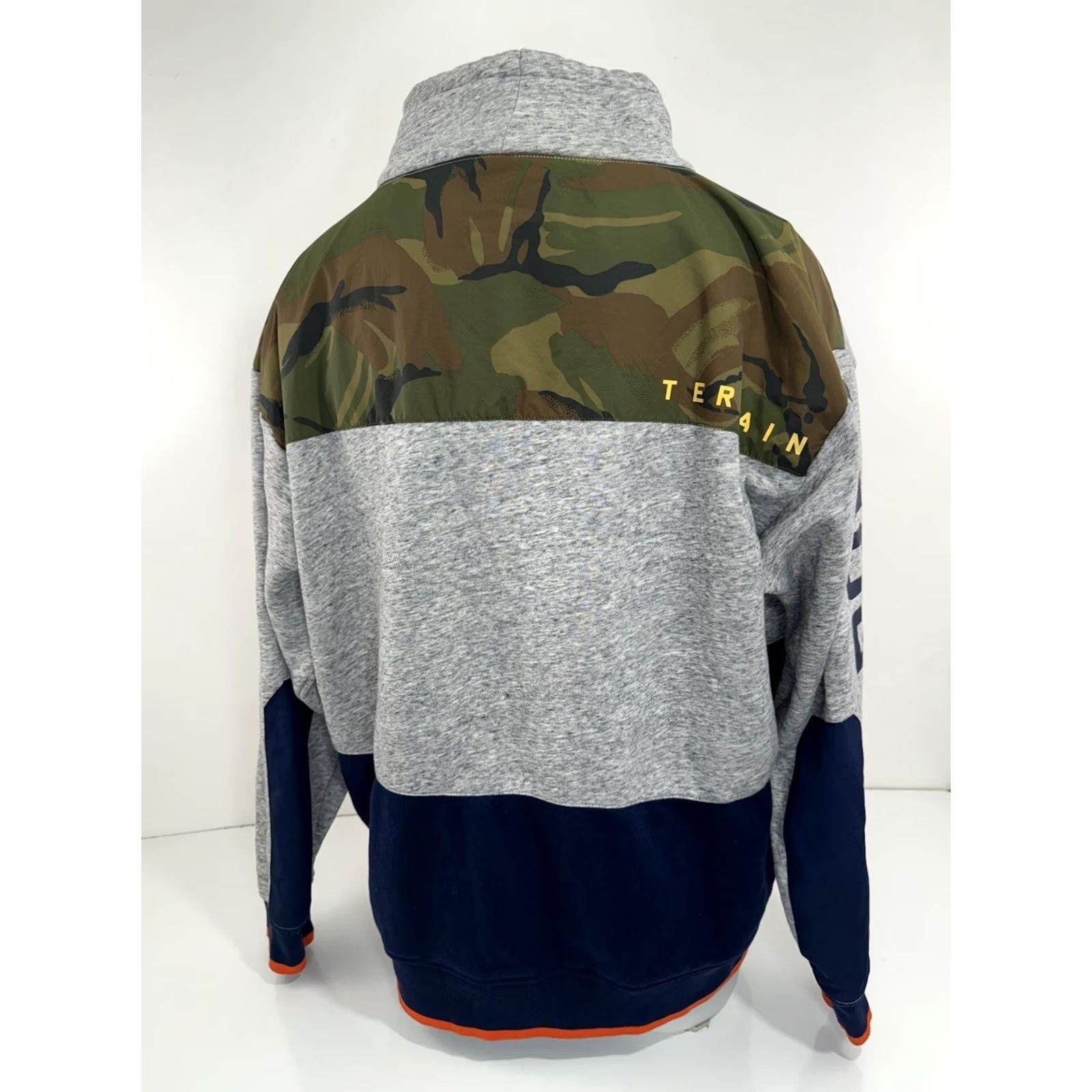 Ralph Lauren POLO COUNTRY TransAlaskan TERRAIN Oversized L Sweater Jacket Mens Shirt Size L Gray / Blue / Orange 90s Theme Size US L / EU 52-54 / 3 - 5 Thumbnail