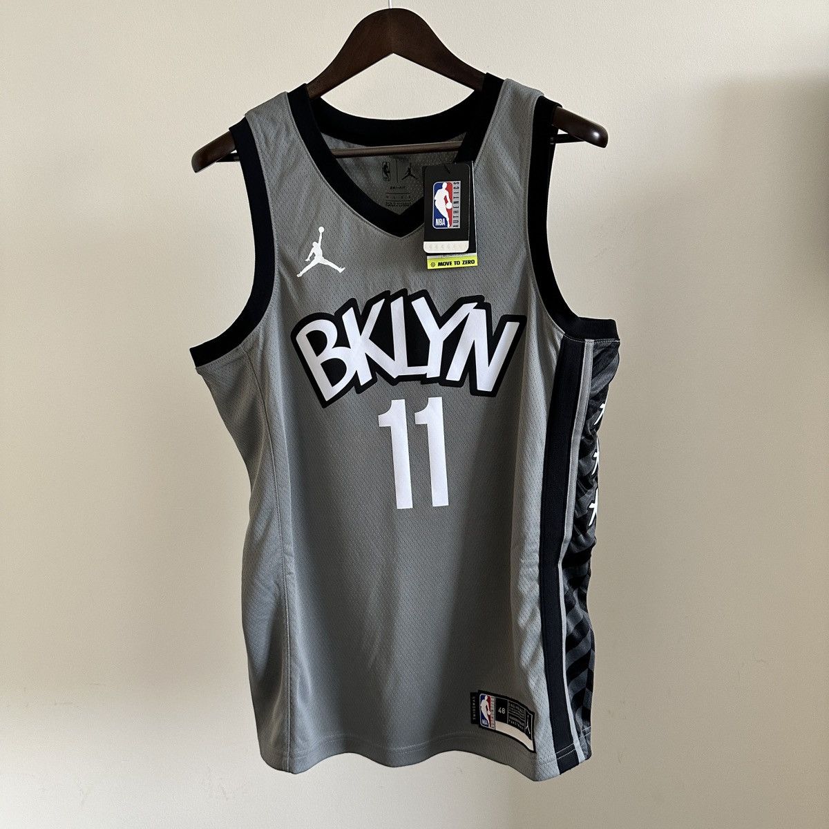 NBA × Nike Kyrie Irving Nets Nike Swingman Statement Jersey L New NBA Size US L / EU 52-54 / 3 - 5 Thumbnail