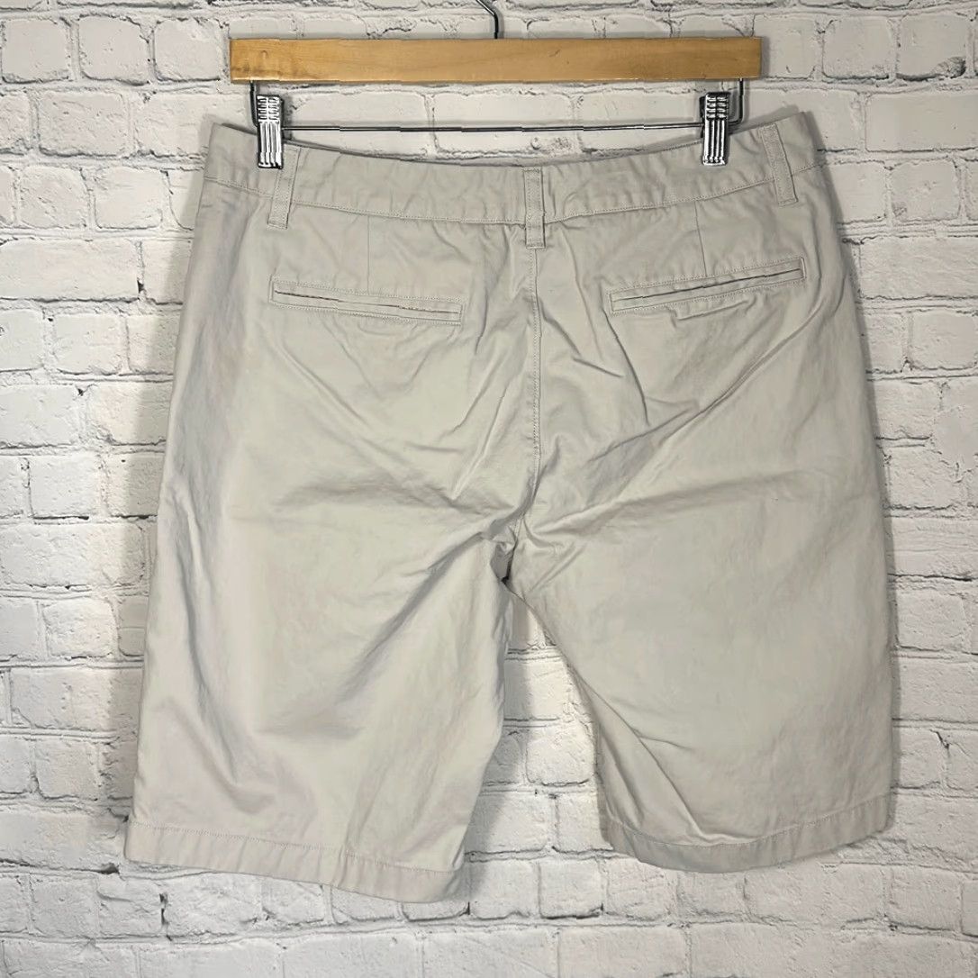 Bonobos Bonobos Men 11” Inseam Khaki Chino Shorts 33 Tan Chino Shorts Mens 33 Tan Bonobos Chino Shorts Size US 33 - 4 Thumbnail