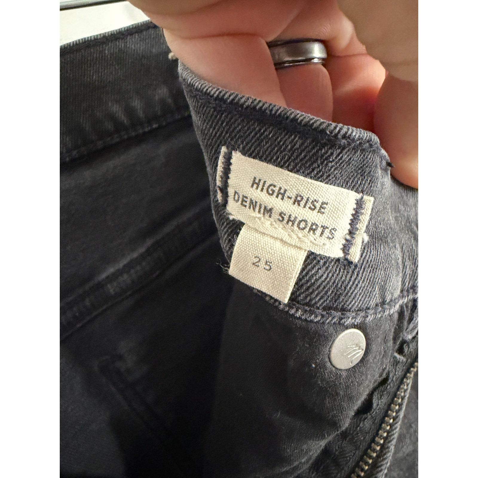 Other Madewell Black Hi-Rise Demin /Shorts Women's Size 25 Size 25" / US 0 / IT 36 - 3 Thumbnail