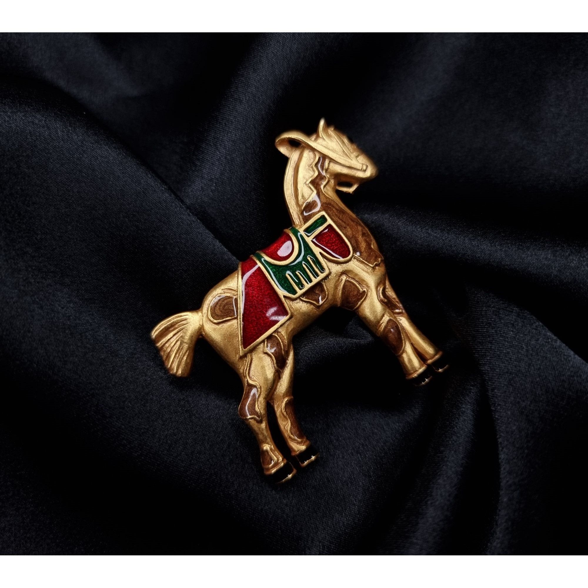 Vintage Vintage 1994 Museum Of American Folk Art Horse Brooch Pin Go Size ONE SIZE - 2 Thumbnail