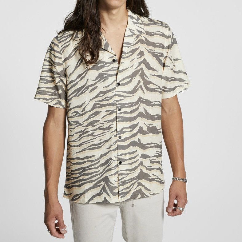 Ksubi KSUBI Tigerrr Resort Short Sleeve Shirt Size US XL / EU 56 / 4 - 1 Thumbnail