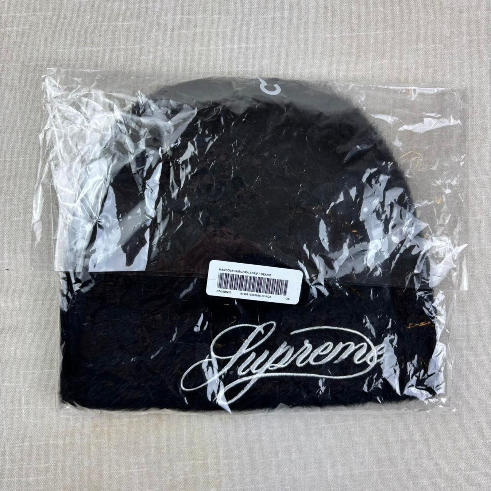 Supreme 🦘 FW25 Supreme x Kangol Furgora Script Beanie “Black” Size ONE SIZE - 2 Thumbnail