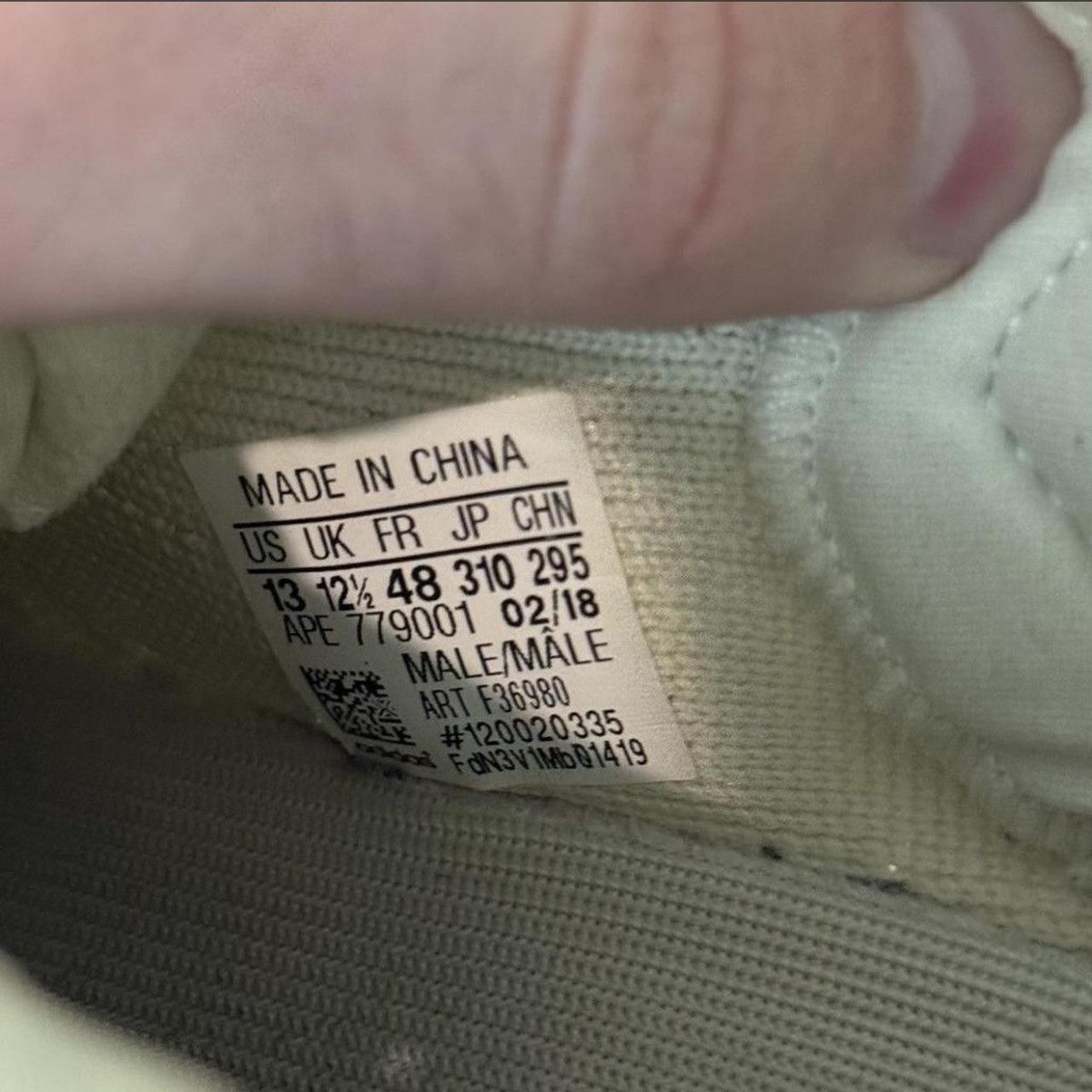Yeezy Yeezy 350 V2 ‘Butter’ Boost Size US 13 / EU 46 - 8 Thumbnail